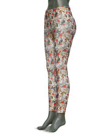 <p>Lycra larga&nbsp;con cintura alta.&nbsp; Tela inteligente stretch con secado r&aacute;pido.</p>
